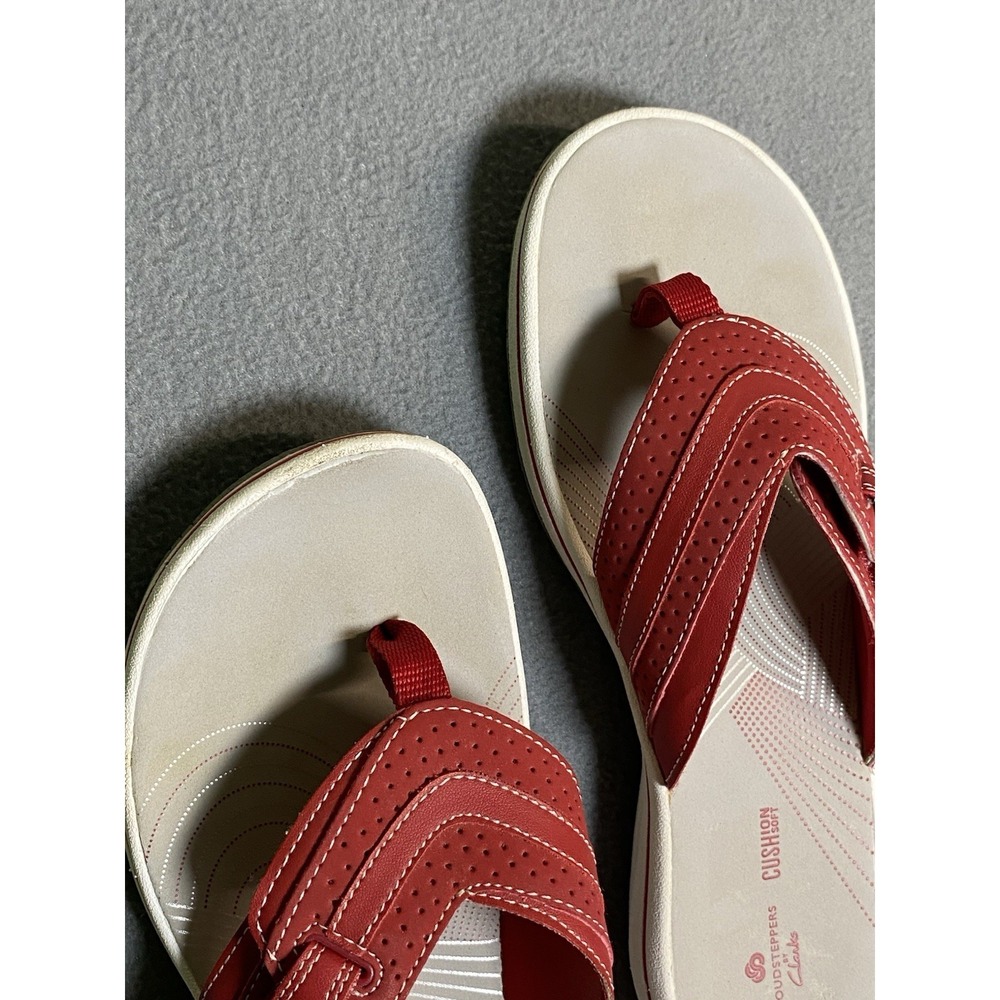 Clark's Cloud Steppers Women's Size 8M Cushioned Soft Flip Flops Red/ Gray - Picture 2 of 7